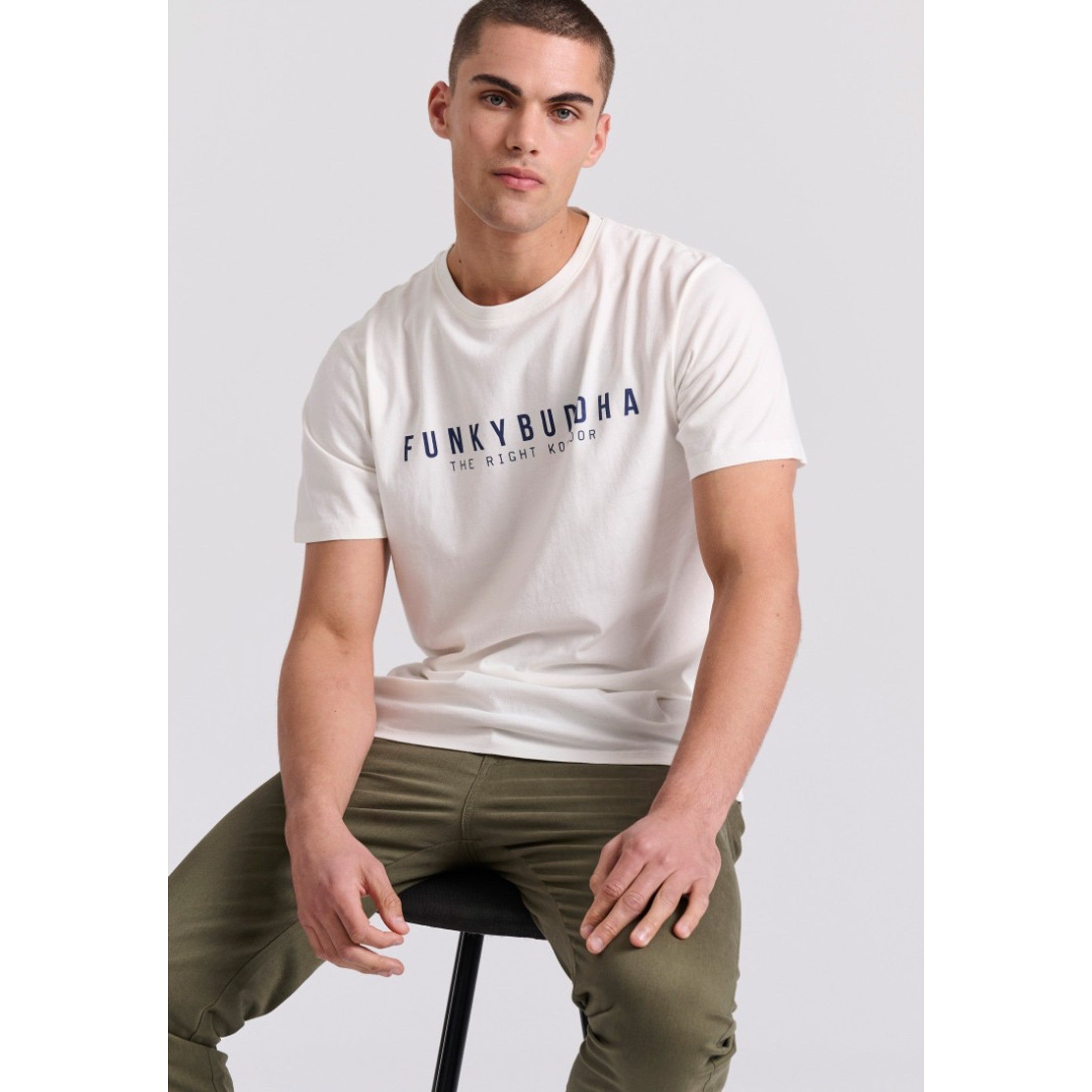 local_14456__color_off-white