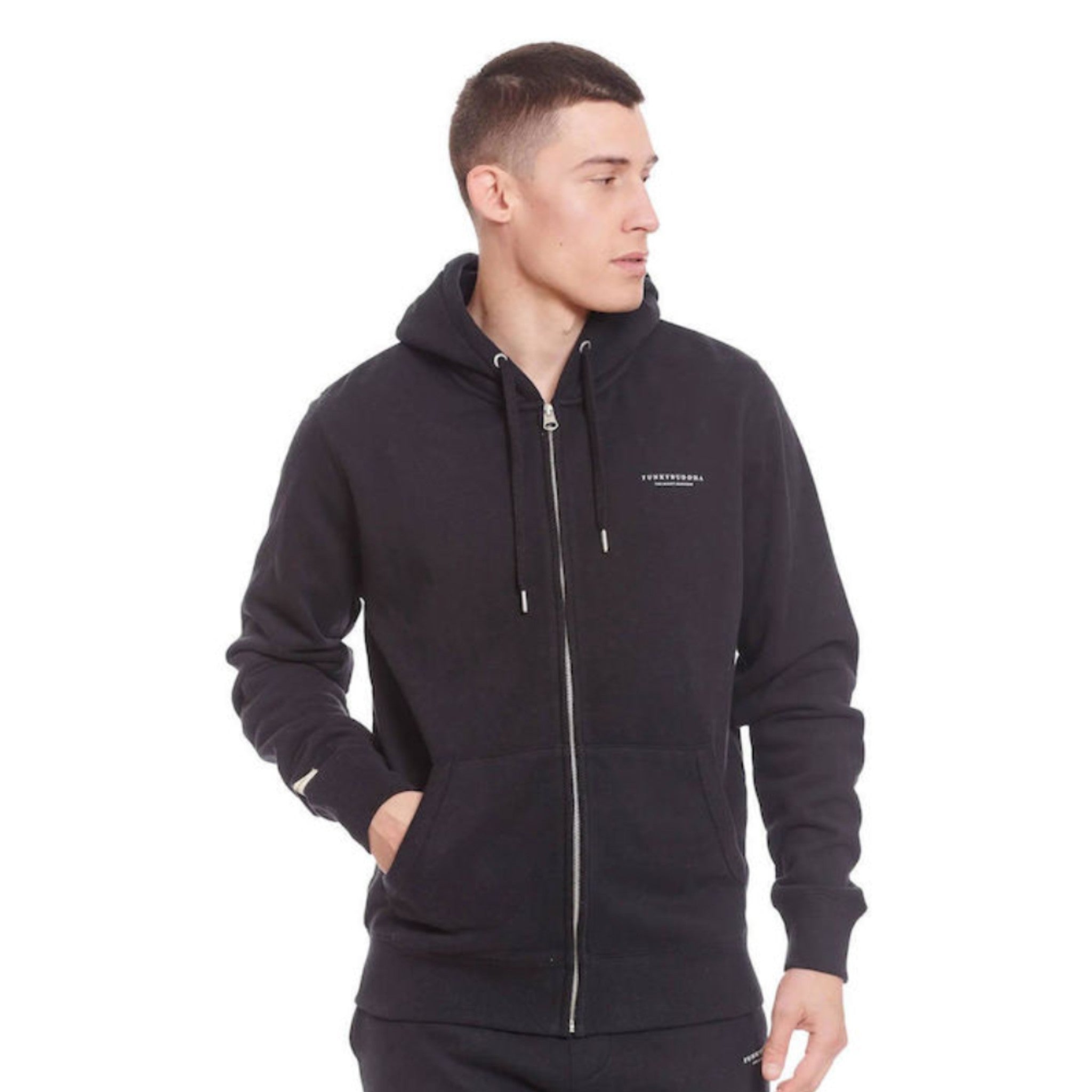 local_21282__color_black