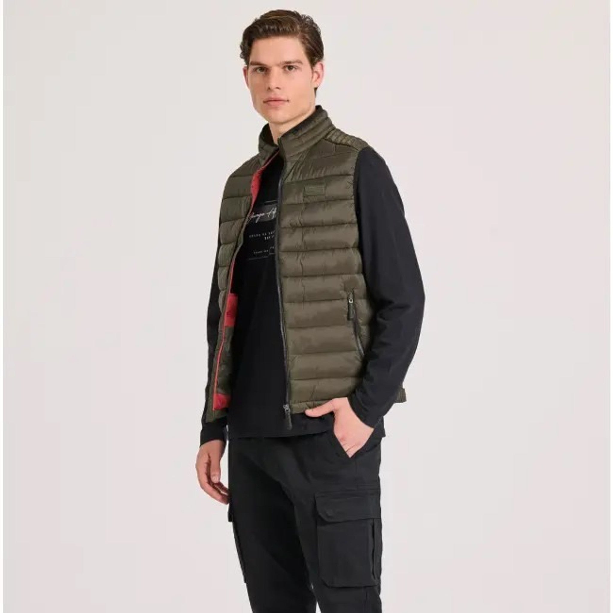 local_16085__color_khaki