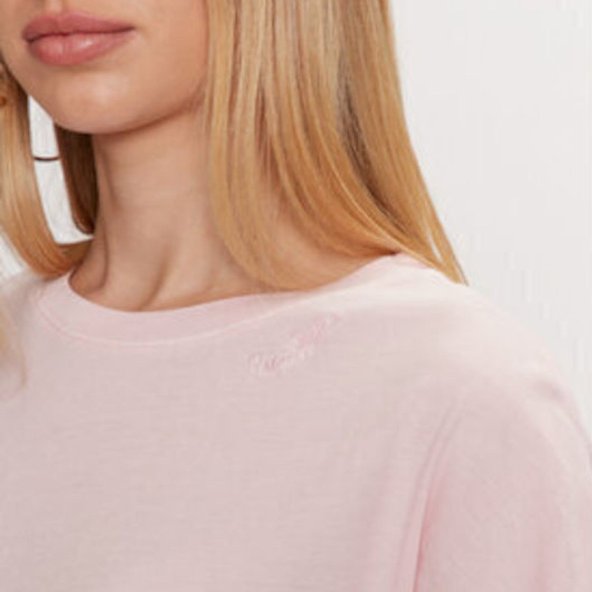 local_11102__color_pink